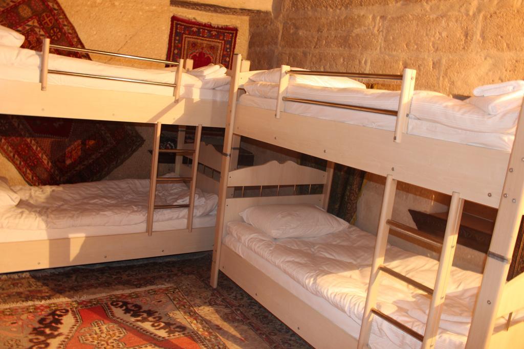 Stay In Peace Cave Hostel Гьореме Екстер'єр фото
