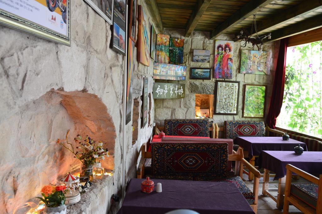 Stay In Peace Cave Hostel Гьореме Екстер'єр фото