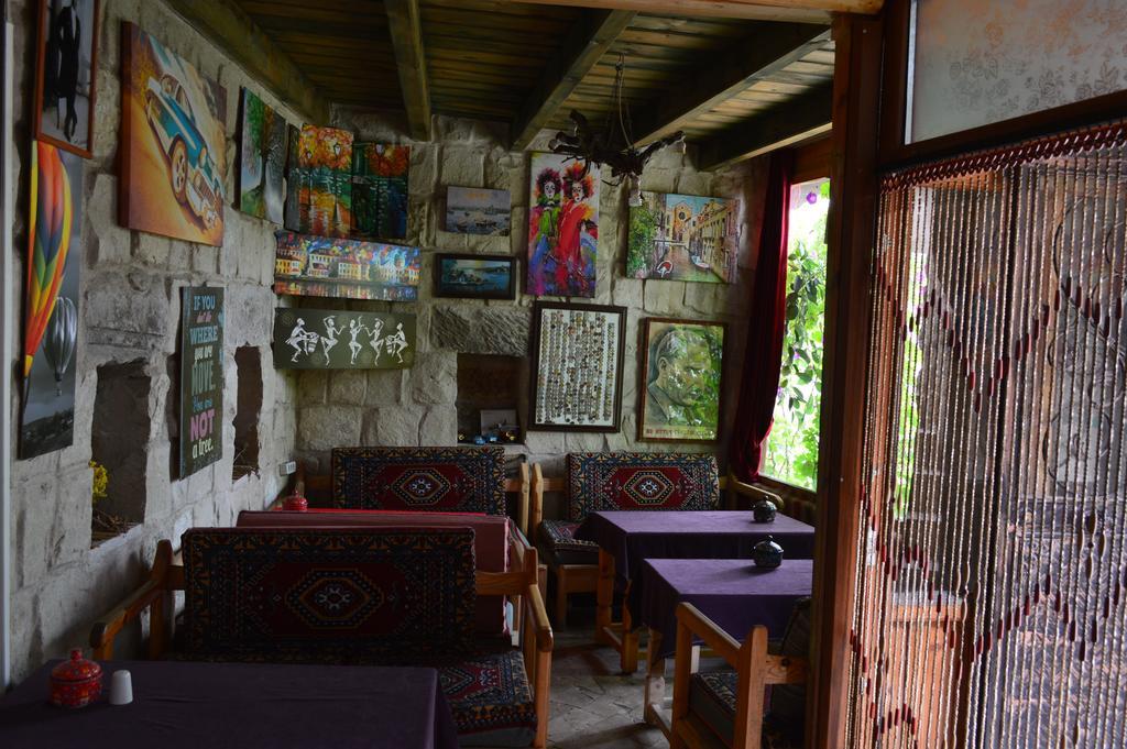 Stay In Peace Cave Hostel Гьореме Екстер'єр фото